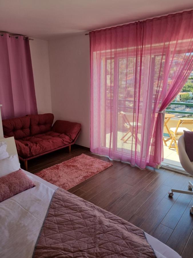 Villa Relax , With Seaview And Two Pools Near Beach Starigrad  Exterior foto